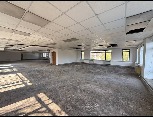 420M² OFFICE TO LET IN ROSEBANK